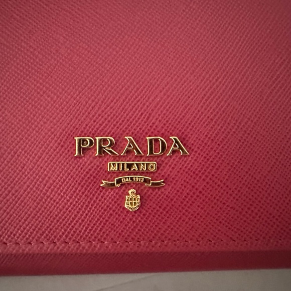 PRADA Pink wallet with chain NWT - Picture 5 of 5